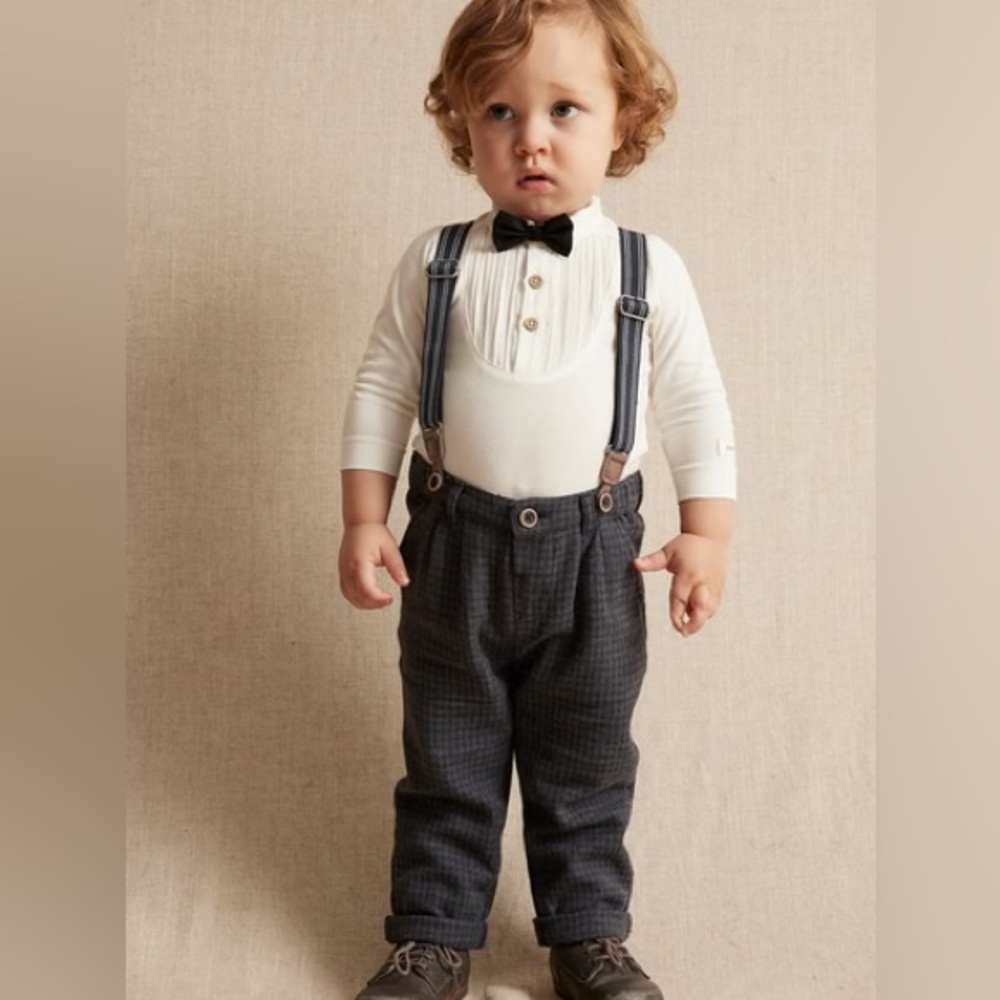 Newbie baby pants with suspenders